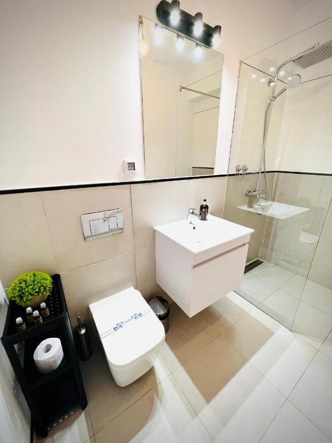 Exquisite - Two Bedroom Apartment Βουκουρέστι Εξωτερικό φωτογραφία